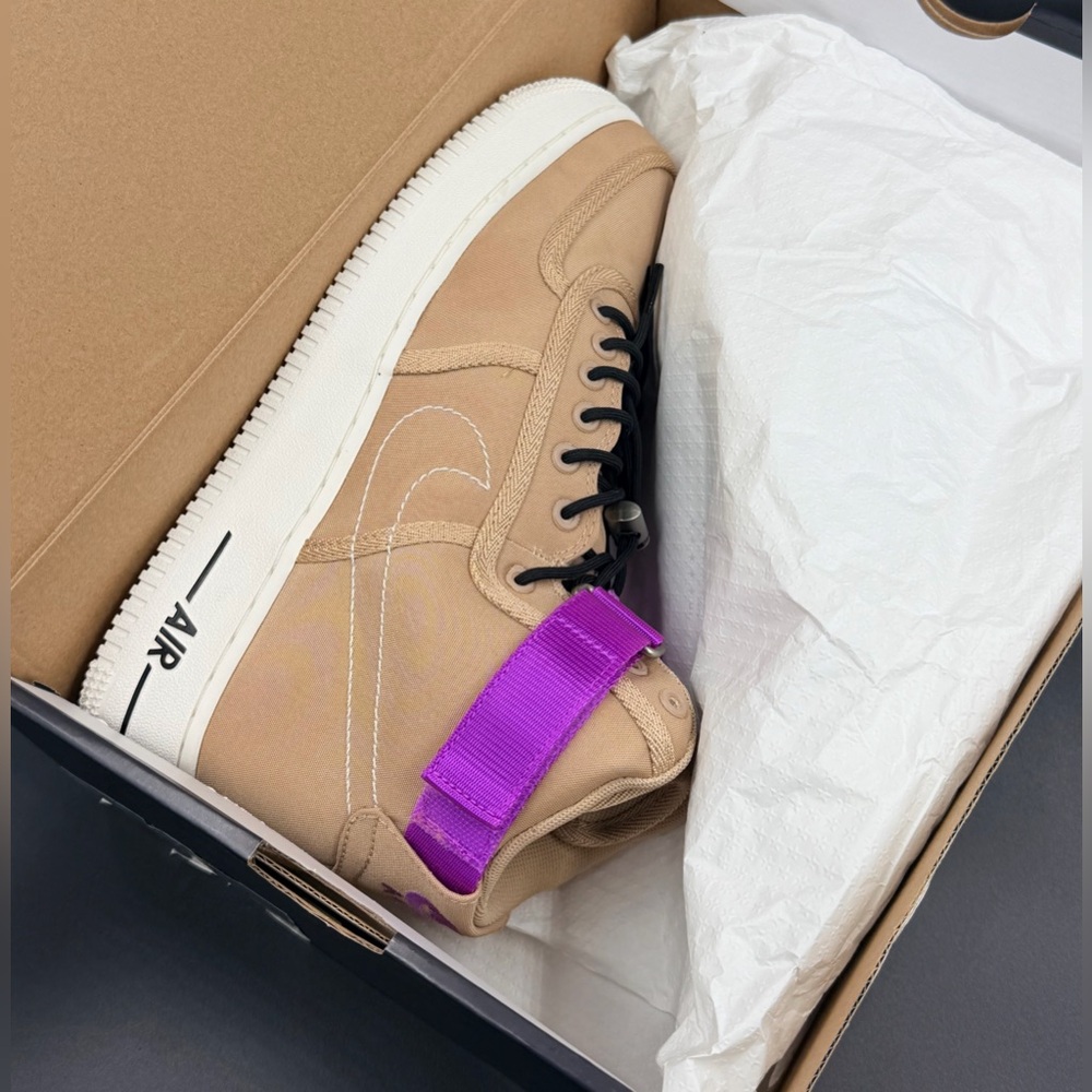 Nike Air Force 1 High '07 Lv8 'Moving Company - Hemp' View 2
